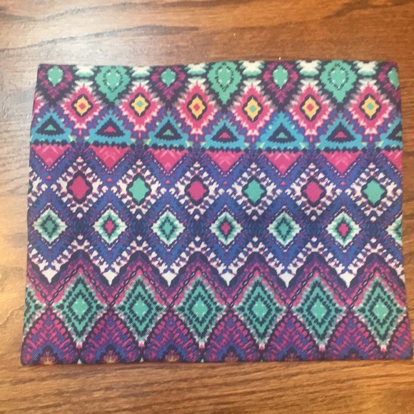 Printed zipper pouch clutch - Picture 3 of 3